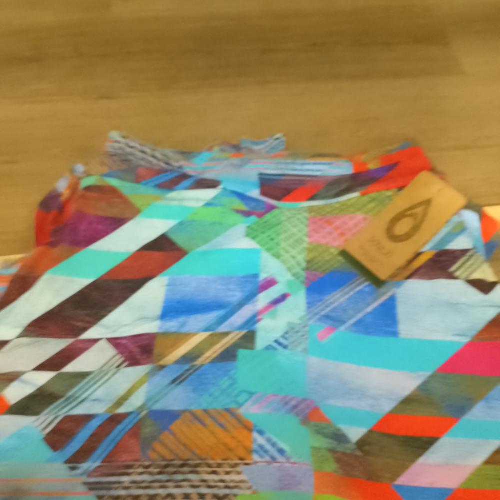 Colorful Geometric Patterned Top - Picture 1 of 3